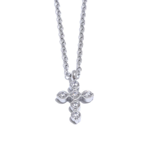 Cross Shiny Pendant Necklace Silver